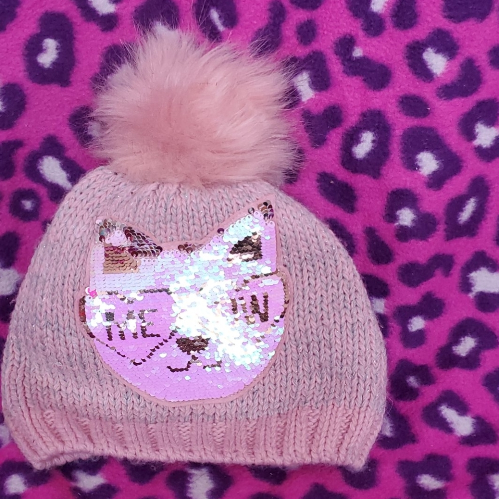 One glitter flipping cat hat